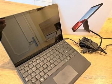 Microsoft Surface Pro X - 256 GB, 16 GB RAM - LTE