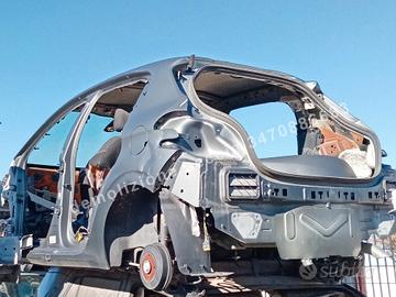 SCOCCA per taglio LAMIERA PEUGEOT 208 2012- 2019