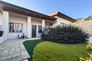 BIFAMILIARE A QUINZANO D'OGLIO