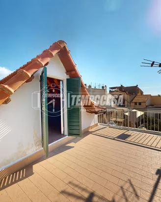 Terratetto con sfogo privato e ampia terrazza