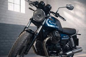 Moto Guzzi V7 IV - 2021