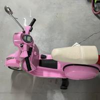 Vespa rosa