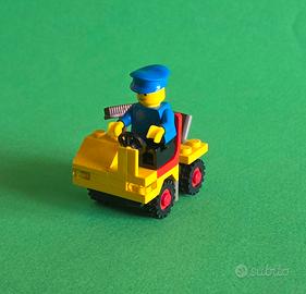 LEGO Vintage 6607 Service Truck (1982) - Legoland