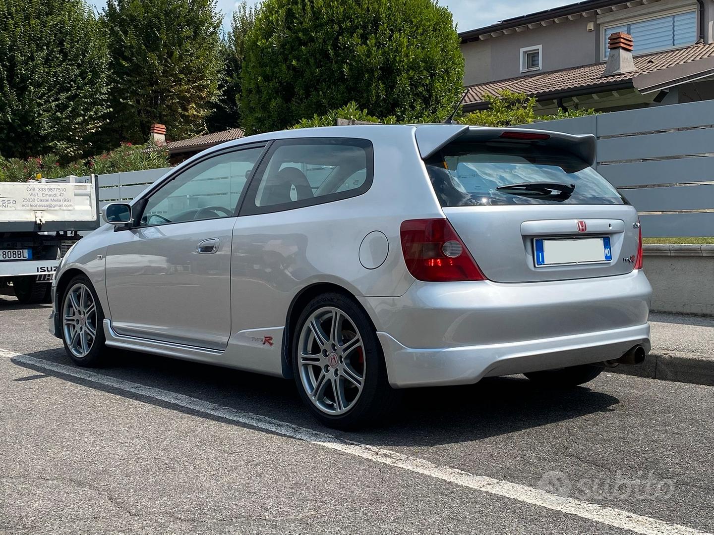 Honda Civic 2002 photo 2