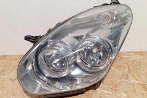 Faro anteriore sinistro Fiat Doblo (2009-2015)