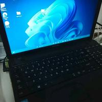Toshiba Windows 11 webcam 15.6 pollici