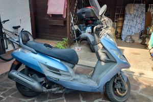 Scooter kymco dink 200