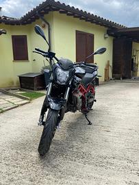 Benelli BN 125