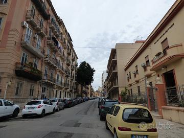 Pressi Policlinico trilocale 71 mq con terrazzo