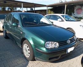 Volkswagen Golf 1.6 5p. Trendline