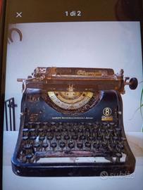 Macchina da scrivere Olympia