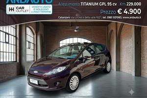 Ford Fiesta 1.4 Titanium Gpl
