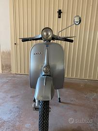 Vespa primavera 125