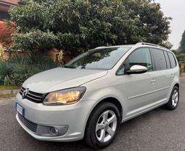 Volkswagen Touran 1.4 TSI Highline EcoFuel