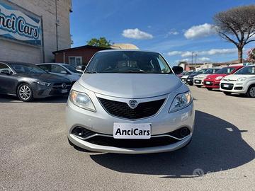 Lancia Ypsilon 1.2 69 CV 5 porte Gold