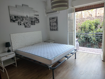 Stanza in appartamento condiviso