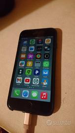 iphone 8 con schermo rotto