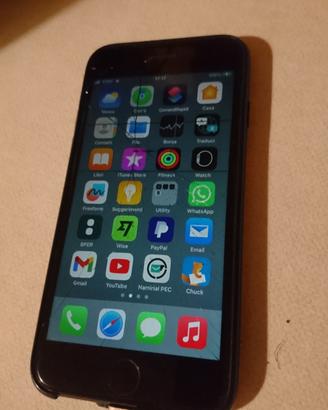iphone 8 con schermo rotto