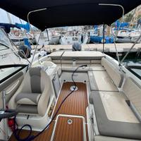 Barca bayliner VR6
