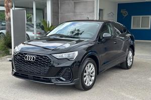 AUDI Q3 40 TDI quattro S tronic Business