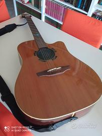 chitarra elettro acustica Takamine 