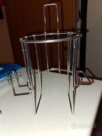 Portaphon con avvolgicavo per il bagno