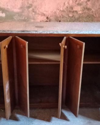Armadio in legno