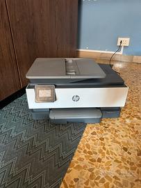 HP OfficeJet Pro 8012e multifunzione