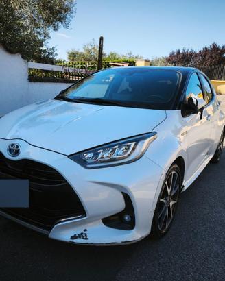 Yaris hibrid