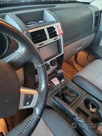 AUTO DODGE NITRO