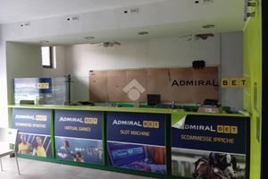 NEGOZIO A SAN VITTORE OLONA