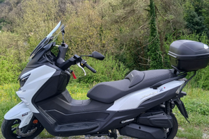 Scooter SYM 300 JOYMAXZ