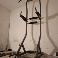 Power tower stazione fitness multifunzione