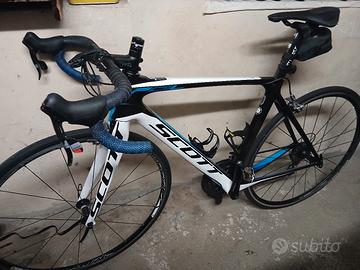 bici da corsa scott