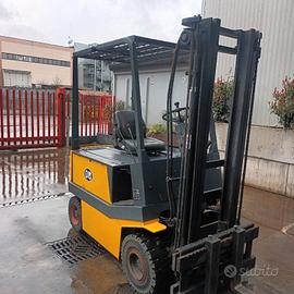 CARRELLO ELEVATORE vari modelli