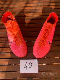 NIKE Scarpe o scarpini da calcio