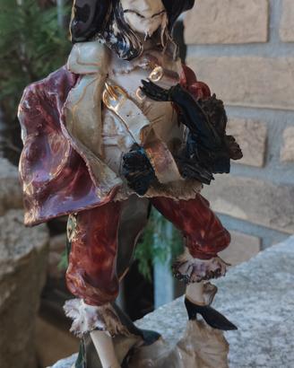 Statuetta ceramica  d'arte . Made in Florence
