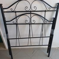 letto singolo in ferro battuto( solo spalliere)