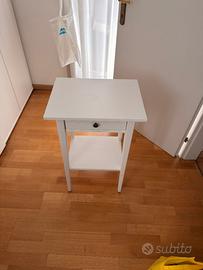 Comodino IKEA