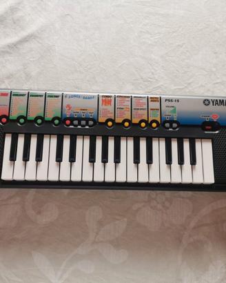 Tastiera Yamaha PSS-15 perfettamente funzionante