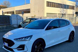 Ford Focus St-line X