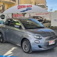 FIAT - 500 E - 500 La Prima Berlina
