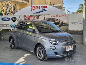 FIAT - 500 E - 500 La Prima Berlina