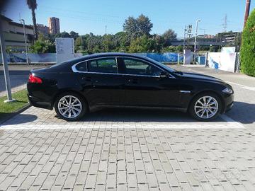 Jaguar XF 2.2 Turbo Diesel 200 CV Business Edition
