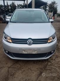 Volkswagen Touran Anno 2015 | Veicolo Intero | SOL