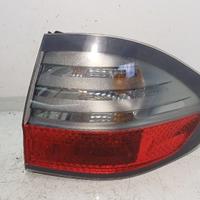 STOP FANALE POSTERIORE DESTRO FORD S - Max Serie 1