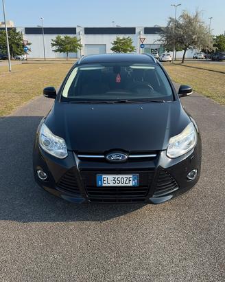 Ford Focus Mk3 SW 2.0 TDCI 163cv INDIVID. Titanium