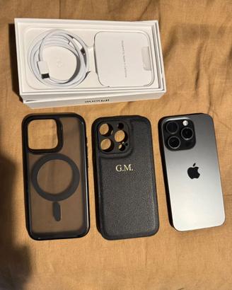 iPhone 15 Pro (128 GB) Titanio Nero Sbloccato