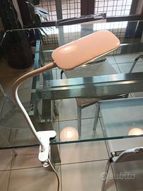 lampada da tavolo led presa USB diretta 