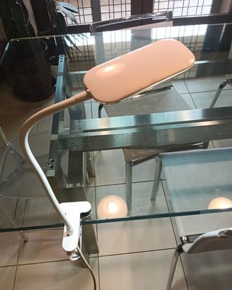 lampada da tavolo led presa USB diretta 